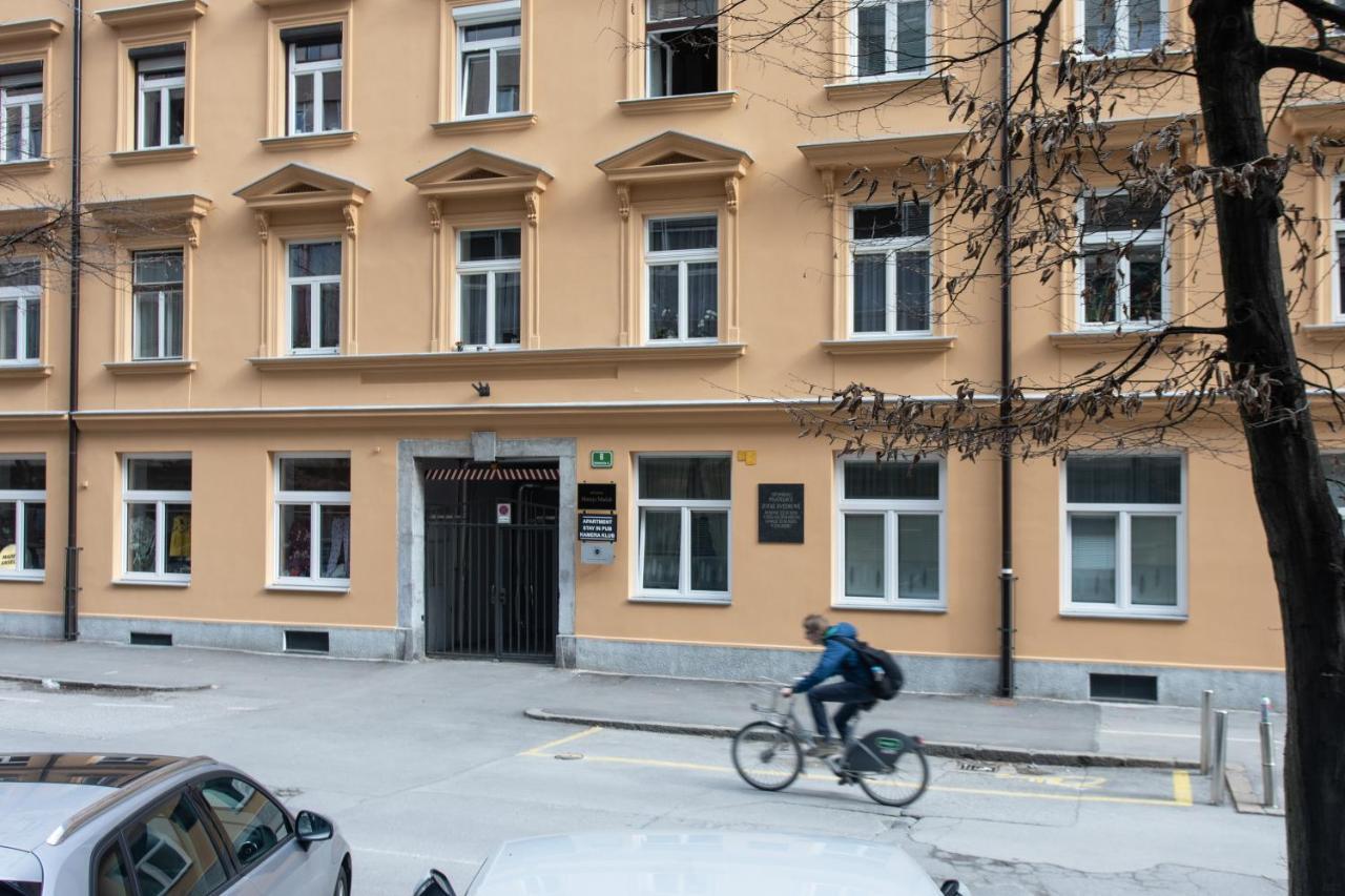 Stay In Pub Kamera Klub Apatment-City Center Liubliana Exterior foto