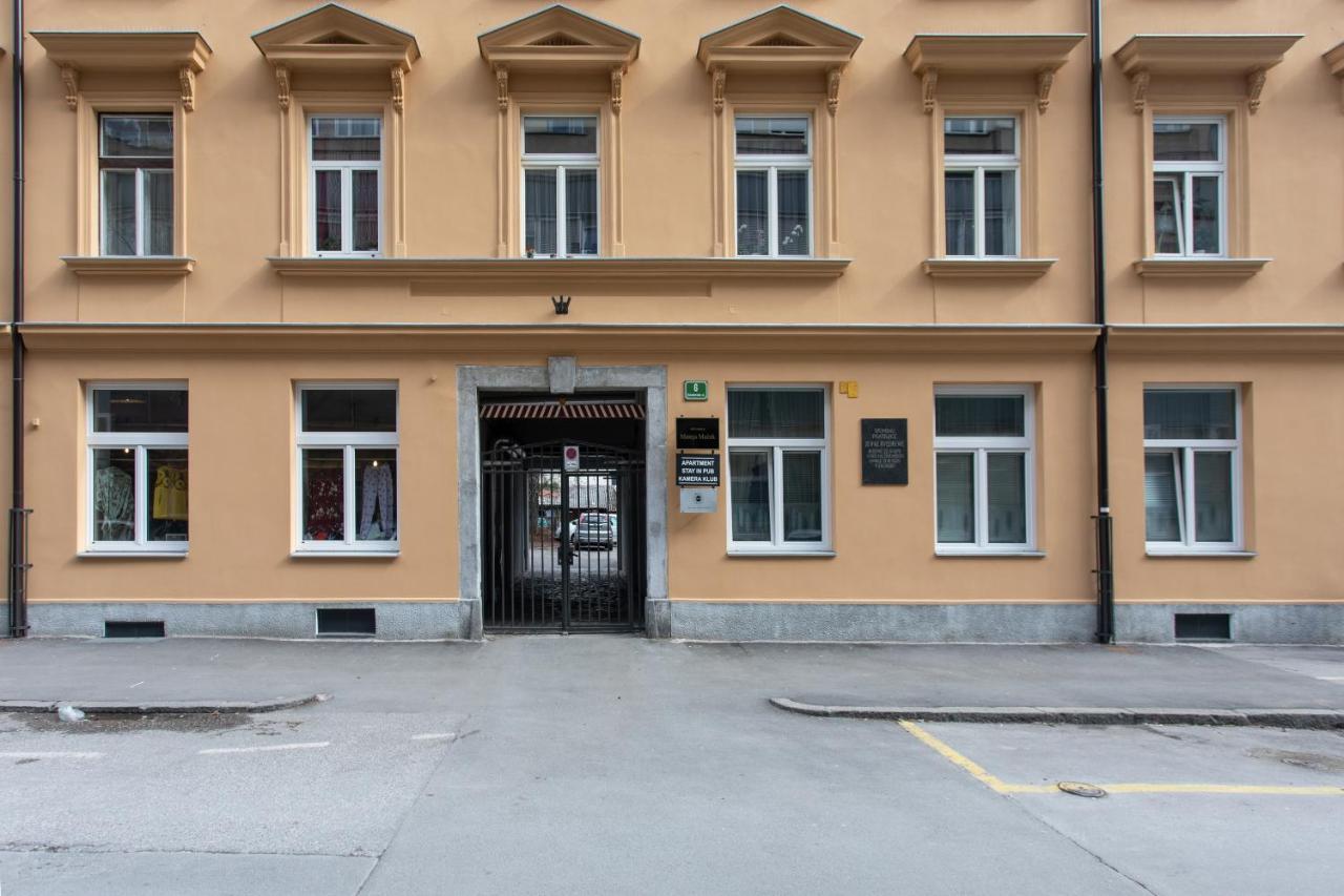 Stay In Pub Kamera Klub Apatment-City Center Liubliana Exterior foto